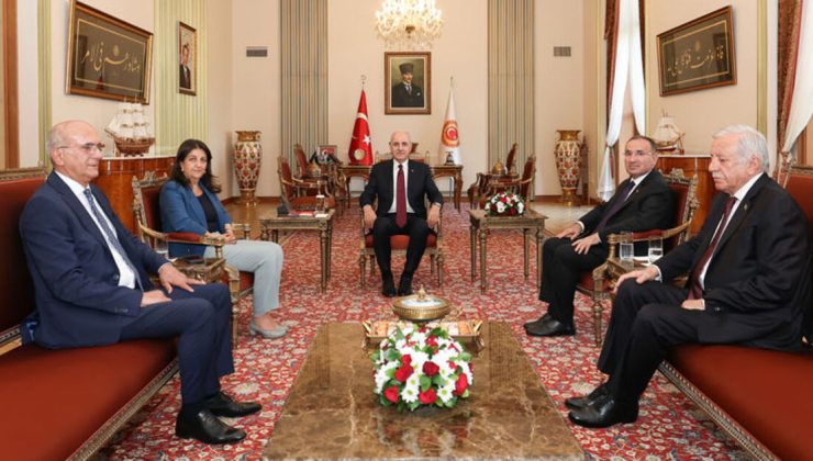 TBMM Başkanı Kurtulmuş, Meclis başkanvekillerini kabul etti